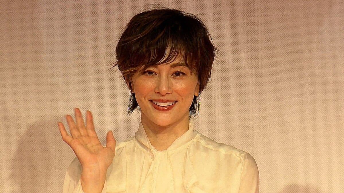 Escándalo en Japón: investigan a la actriz Ryoko Yonekura y su novio argentino por una causa de drogas