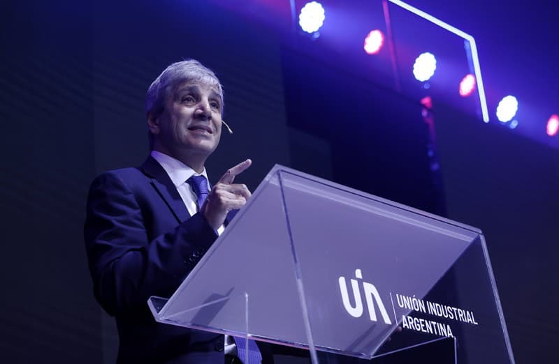 Los bonos que recomiendan en el mercado para hacer carry trade