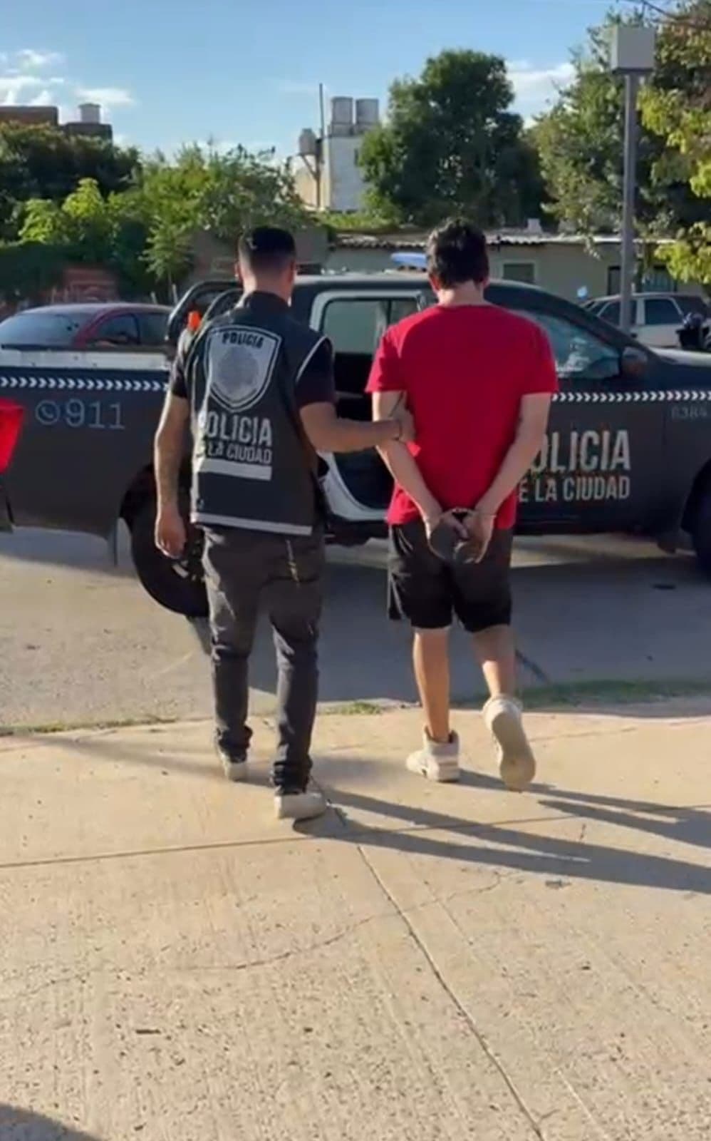 Un prófugo detenido y 18 «trapitos» demorados en operativos de la Policía de la Ciudad