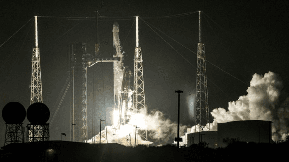 La misión Crew-12 de la NASA y SpaceX se acopló con éxito a la Estación Espacial Internacional