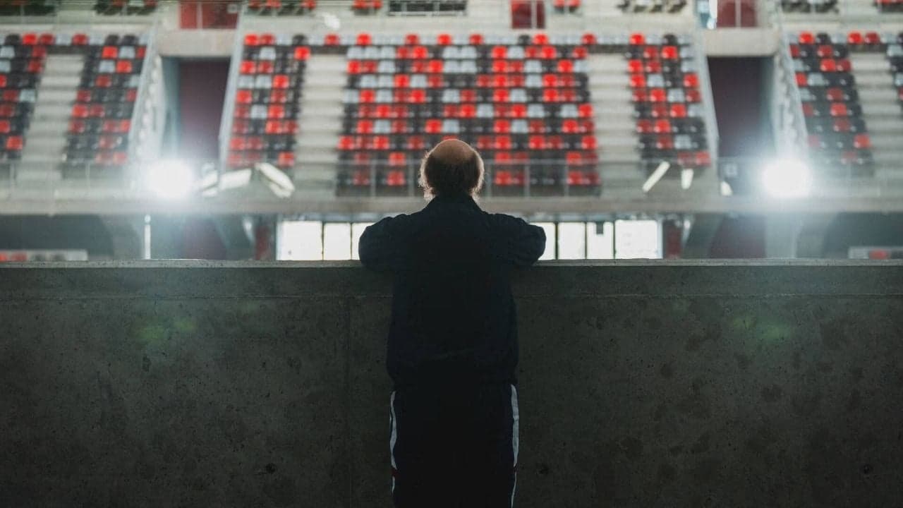 Se habló poco de ella, pero es una de las miniseries más sorprendentes del último año: 6 capítulos que te acabas en una tarde