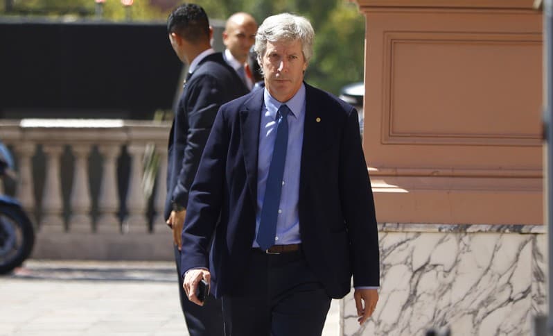 Desde Melconian a Buzzi afirman que el dólar está atrasado y advierten el riesgo de una corrección brusca