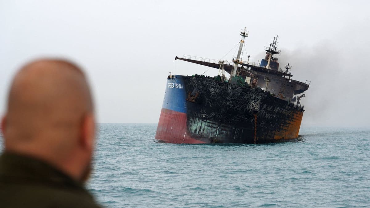 La Guardia Revolucionaria de Irán asegura haber interceptado tres buques en el estrecho de Ormuz