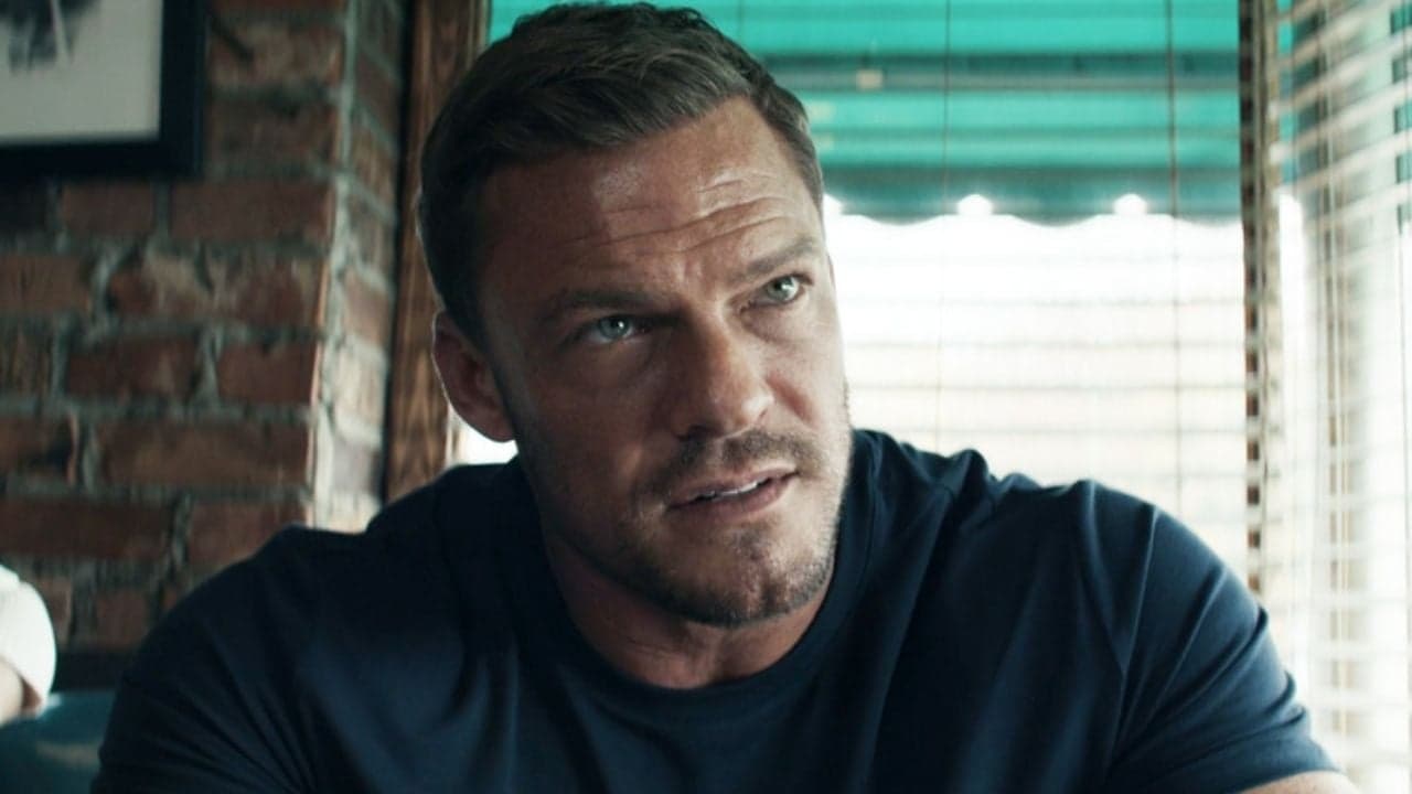 Las autoridades han determinado que Alan Ritchson, actor de ‘Reacher’, actuó en defensa propia contra su vecino y no tendrá cargos penales