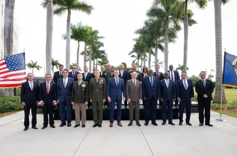 Presti fue al Pentágono a negociar el control de EEUU del Atlántico Sur