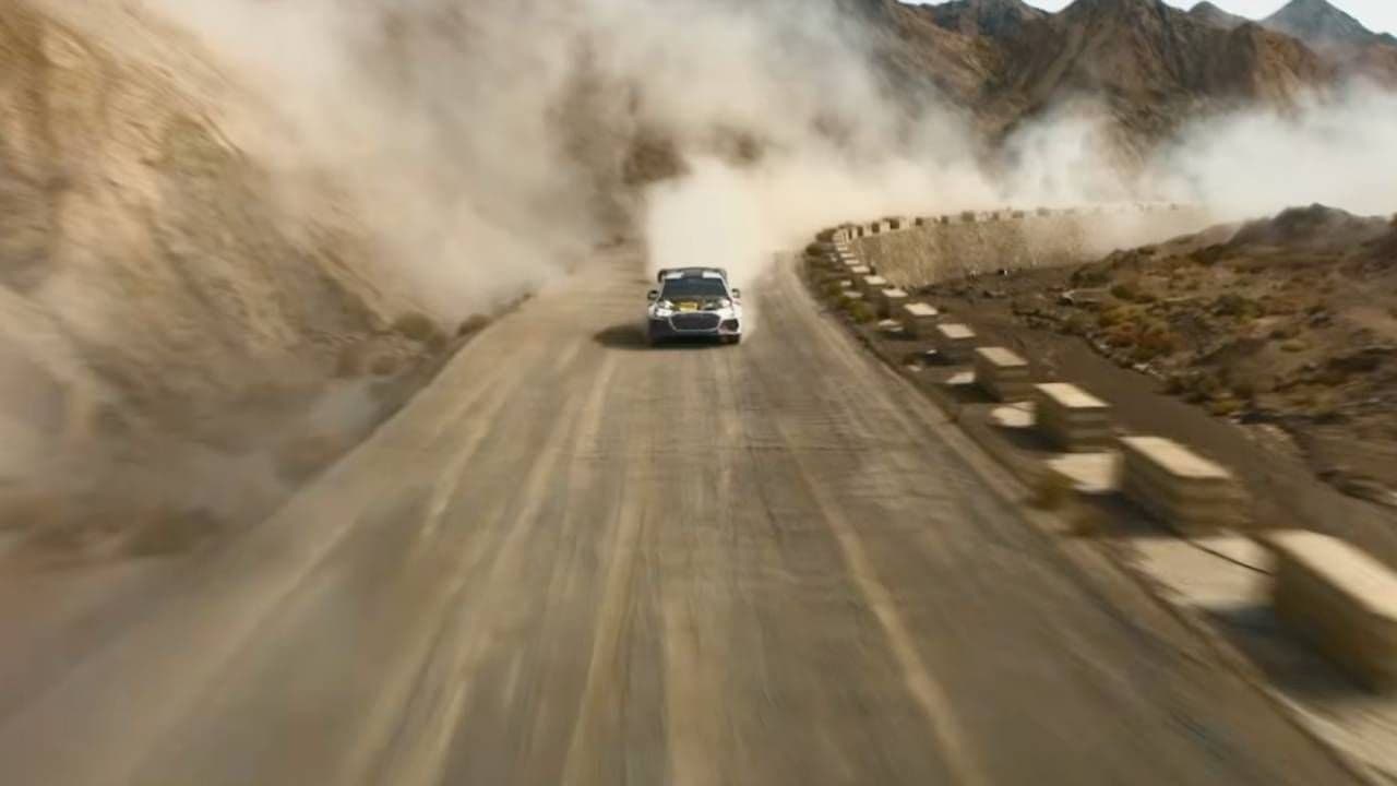 Una película china le acaba de quitar el primer puesto a ‘Cumbres Borrascosas’: El filme de Margot Robbie ya no es la más taquillera del año