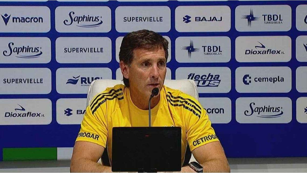 Claudio Úbeda defendió el penal a Boca y cuestionó el gol de Independiente tras el empate 1-1