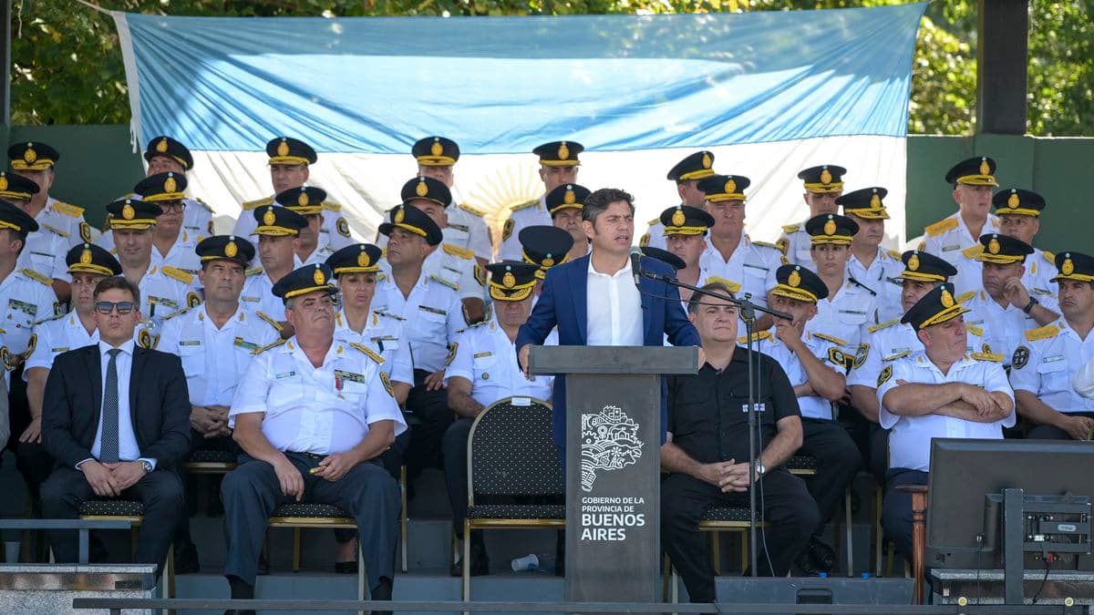 Provincia formalizó aumentos salariales para policías y penitenciarios con efecto retroactivo