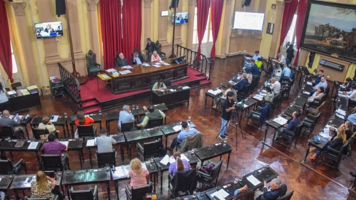 A la par de NaciÃ³n, tres provincias avanzan con proyectos de reforma electoral y Ficha Limpia