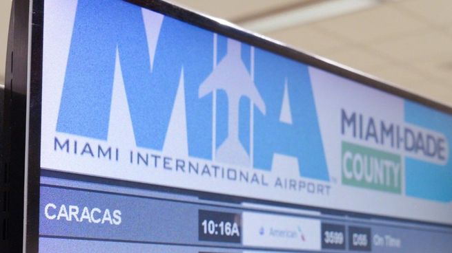 Así se vivió el histórico regreso de los vuelos directos entre Miami y Caracas tras siete años suspendidos