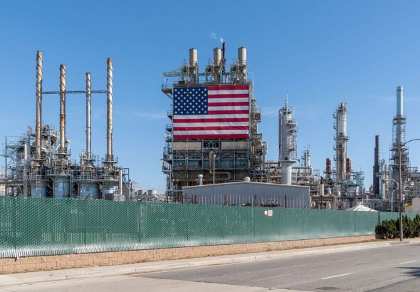 Donald Trump prórroga por otros 90 días la exención de la ley "Jones" para facilitar el transporte de petróleo en EEUU