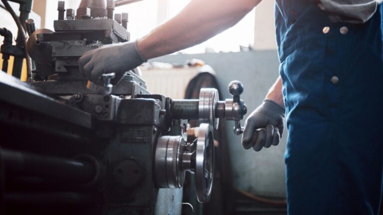 El empleo registrado cayÃ³ en 22 provincias durante la era Milei y solo creciÃ³ en dos