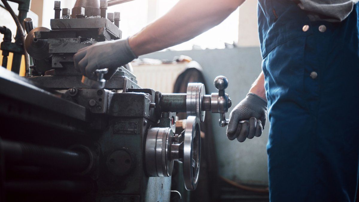 El empleo registrado cayÃ³ en 22 provincias durante la era Milei y solo creciÃ³ en dos