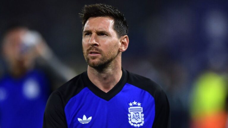 La historia de la UE Cornellà: el humilde club catalán que conquistó a Lionel Messi