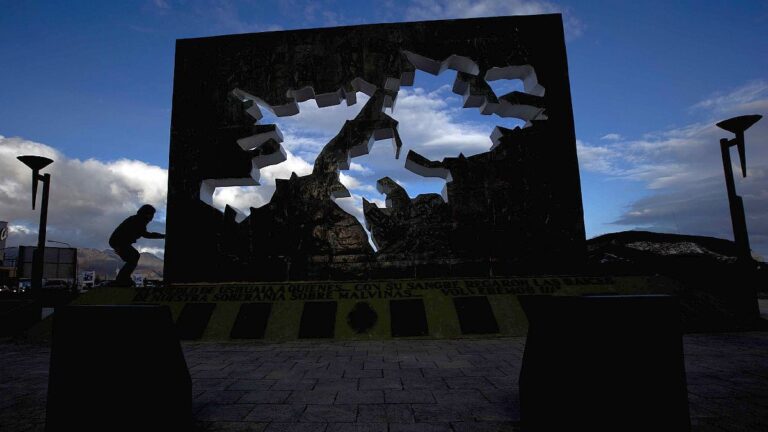 La reacción de la prensa británica ante el presunto cambio en la postura de Donald Trump sobre las Islas Malvinas