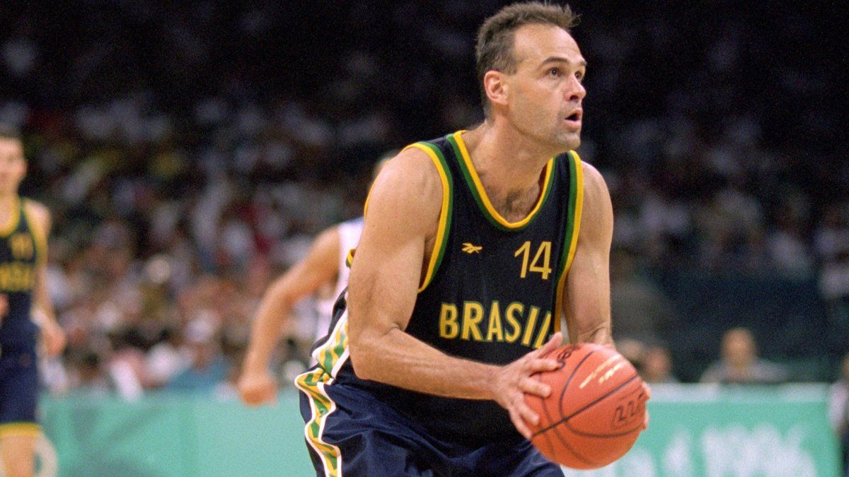 Murió Oscar Schmidt, leyenda del básquet mundial y emblema de Brasil que rechazó a la NBA