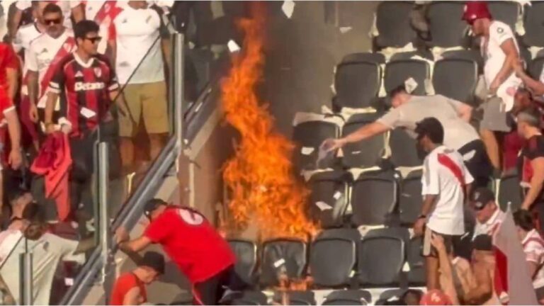 Recibimiento con susto en el Monumental: toneladas de papeles y el incendio que causó pánico en las tribunas