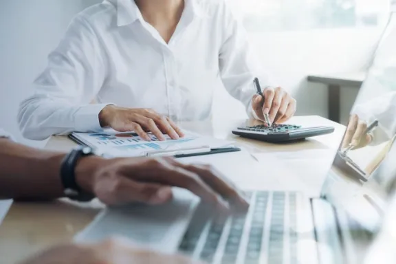 ARCA reglamenta el certificado de trabajo digital