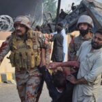 Ataque terrorista en Pakistán contra un tren militar dejó 24 víctimas