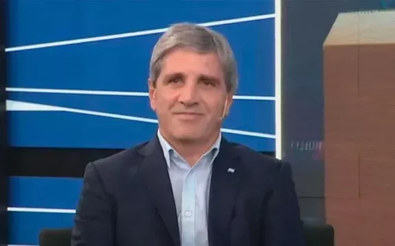 Caputo descartó una dolarización y celebró el acuerdo por el swap con EE.UU. por 20
