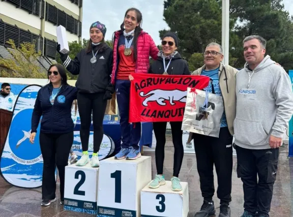 David Rodríguez y Paula Herrera ganaron la XI Edición de la Corrida Universitaria