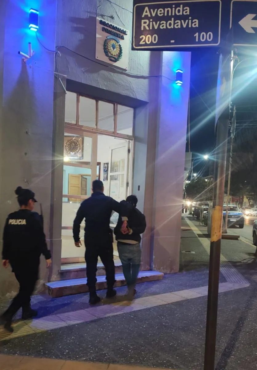 Disturbios en el Hospital Regional terminaron con un demorado y una mujer detenida