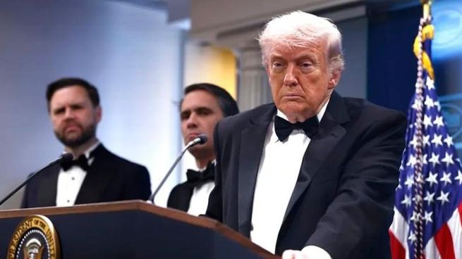 Donald Trump lanza el "Proyecto Libertad" para escoltar barcos bloqueados en el Estrecho de Ormuz
