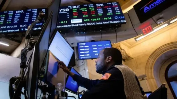 El BCRA mantiene el cepo a empresas y caen los bonos