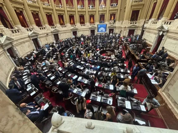 El Gobierno Nacional envió los proyectos de Súper RIGI y Ley de Lobby al Congreso