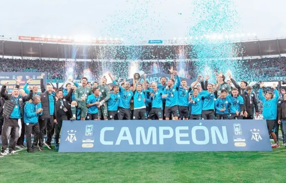 El Pirata volvió a amargar a River y tocó la gloria