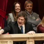 El riesgo país perforó los 500 puntos y Milei festeja