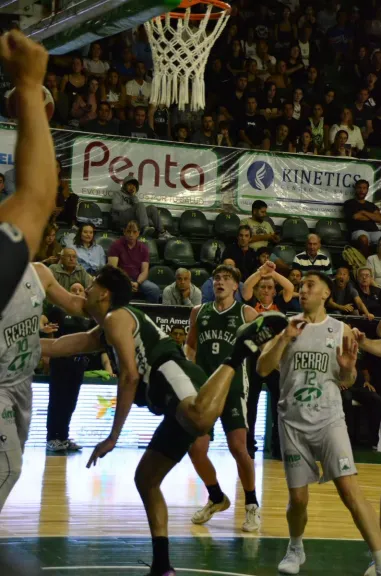 Gimnasia abre la semifinal frente a Ferro