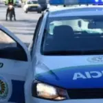 Intentaron atacar a un hombre con un cuchillo y fueron demorados