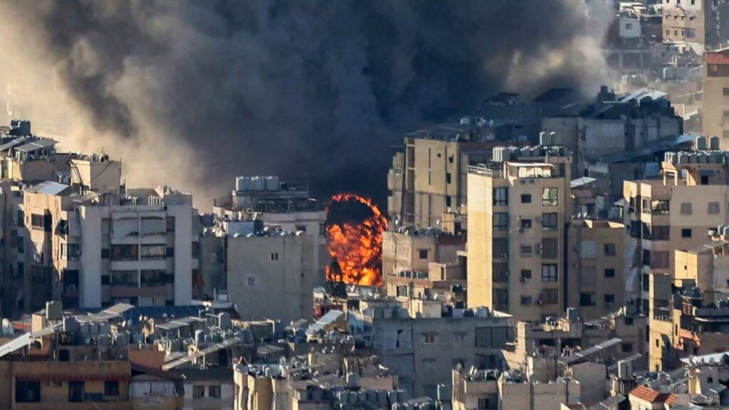 Irán: sirenas antiaéreas y explosiones en medio de una frágil tregua con EEUU e Israel