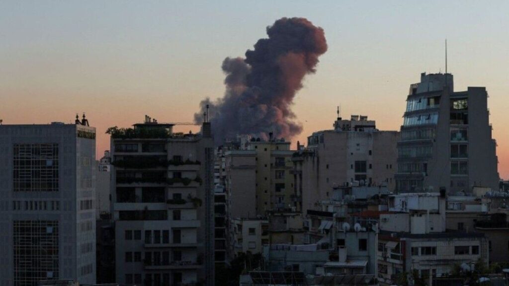 Israel intensifica ataques en Líbano pese al alto el fuego: reportan al menos 7 muertos
