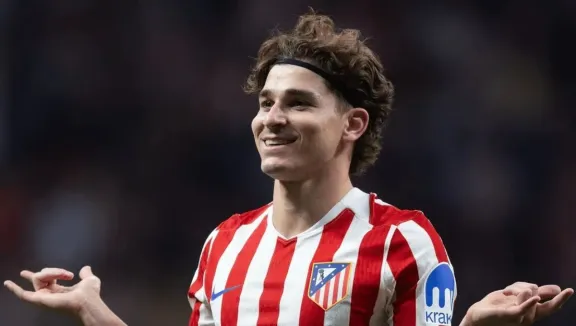 La impresionante oferta que prepara PSG para llevarse a Julián Álvarez