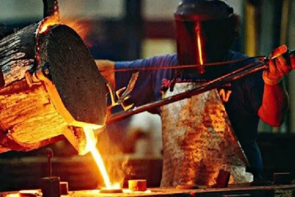 La industria metalúrgica en crisis: producción en caída y riesgo de empleo