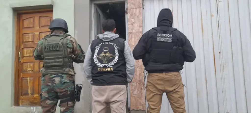 La Policía del Chubut desbarató una banda dedicada al narcomenudeo en Rawson y Playa Unión