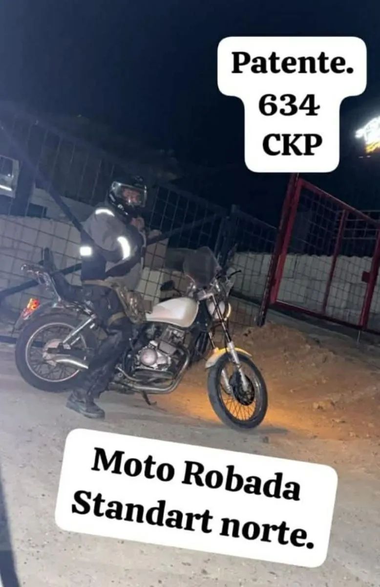 Le robaron la moto que usaba para ir a trabajar y pide ayuda para recuperarla