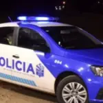 Lo apuñalaron 5 veces en la cabeza y apuntan a un vecino con antecedentes psiquiátricos