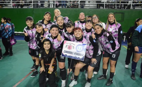 Mendoza campeón al vencer a Comodoro