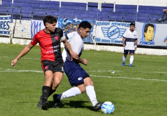 Newbery en Esquel y Rada Tilly en Cholila, a las 14