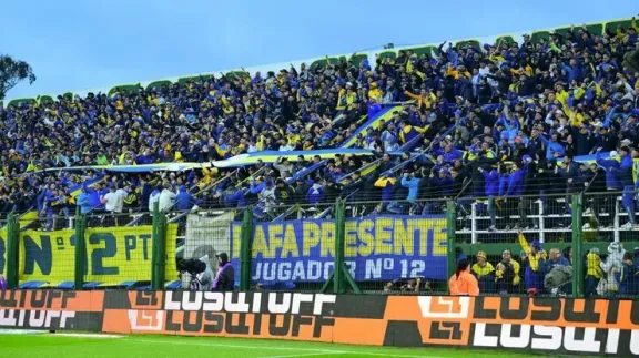 Por las amenazas en las escuelas, el xeneize no puede llevar hinchada