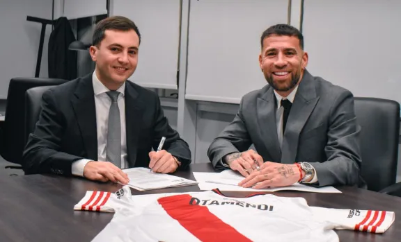 River oficializó la llegada de Nicolás Otamendi