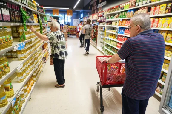Sin impacto fuerte del dólar: inflación rondaría el 2% en julio