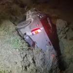 Un conductor alcoholizado volcó su camioneta en el Infiernillo