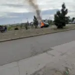 Vehículo se incendió por completo en la calle Nahuel Huapi de Kilómetro 8