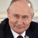 Vladimir Putin aseguró que "el conflicto ucraniano está llegando a su fin" y volvió a ofrecer ayuda por el uranio iraní