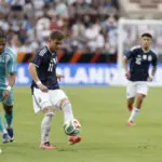 Argentina ganó con goles de Martínez y Simeone
