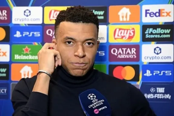 Mbappé, en el ojo de la tormenta: críticas en Francia por abandonar la concentración